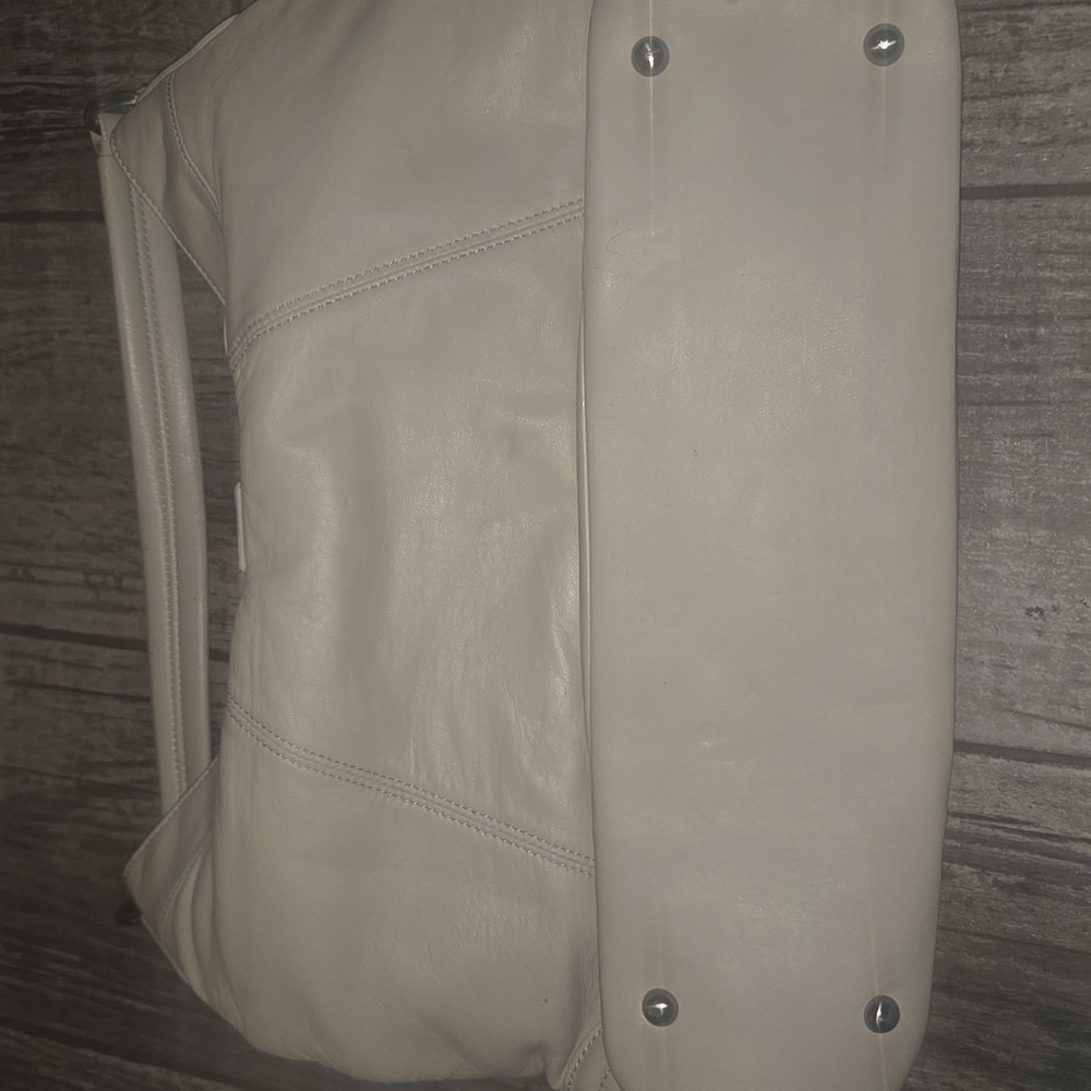 Coldwater Creek Cream Leather Shoulder Bag - Picture 4 of 8